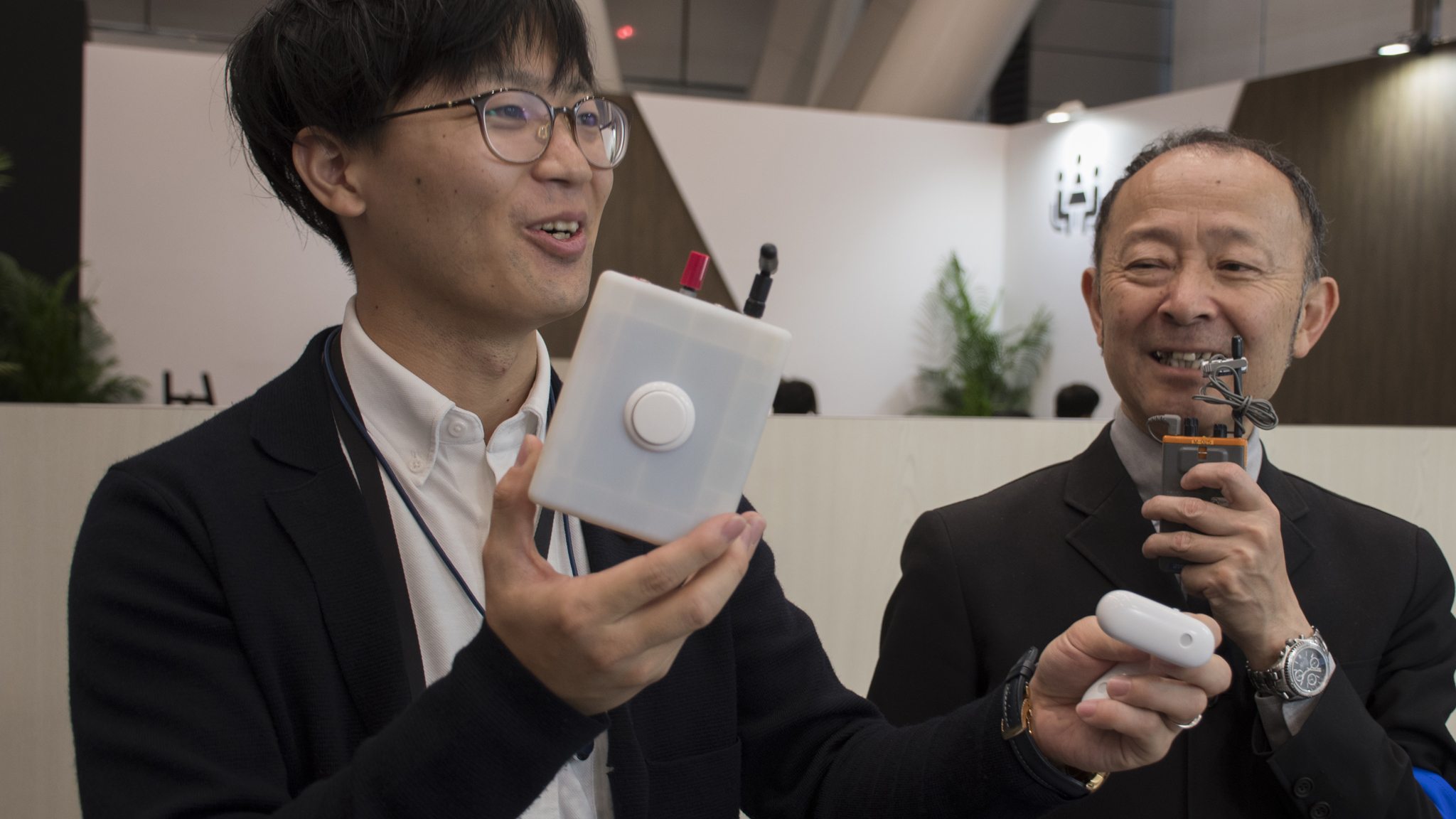 ontema_fujitsu_forum_broadcasting_box