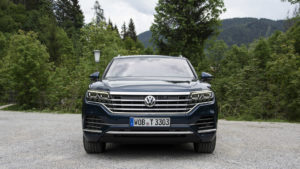 vw_touareg_front