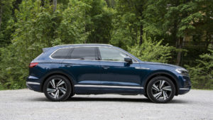 vw_touareg_side