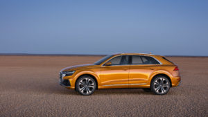 audi_q8_15