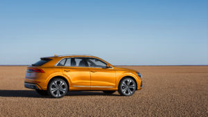 audi_q8_17