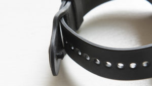 healbe_gobe_2_back_latch