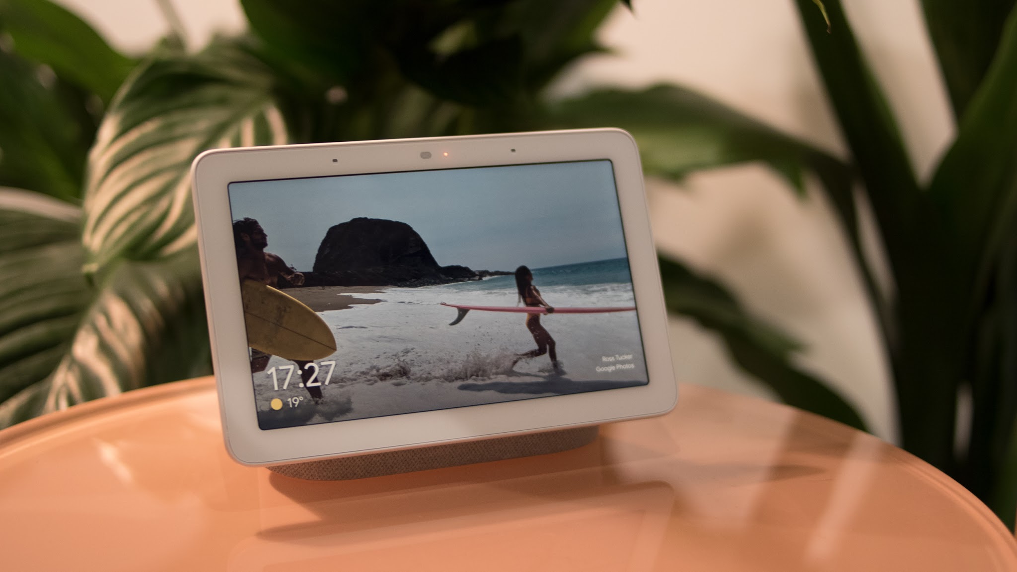 Echo Show vs. Google Nest Hub: Which Smart Display Should Be in Your  Home?