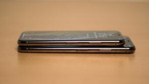 iphone_xs_size_comparison_4