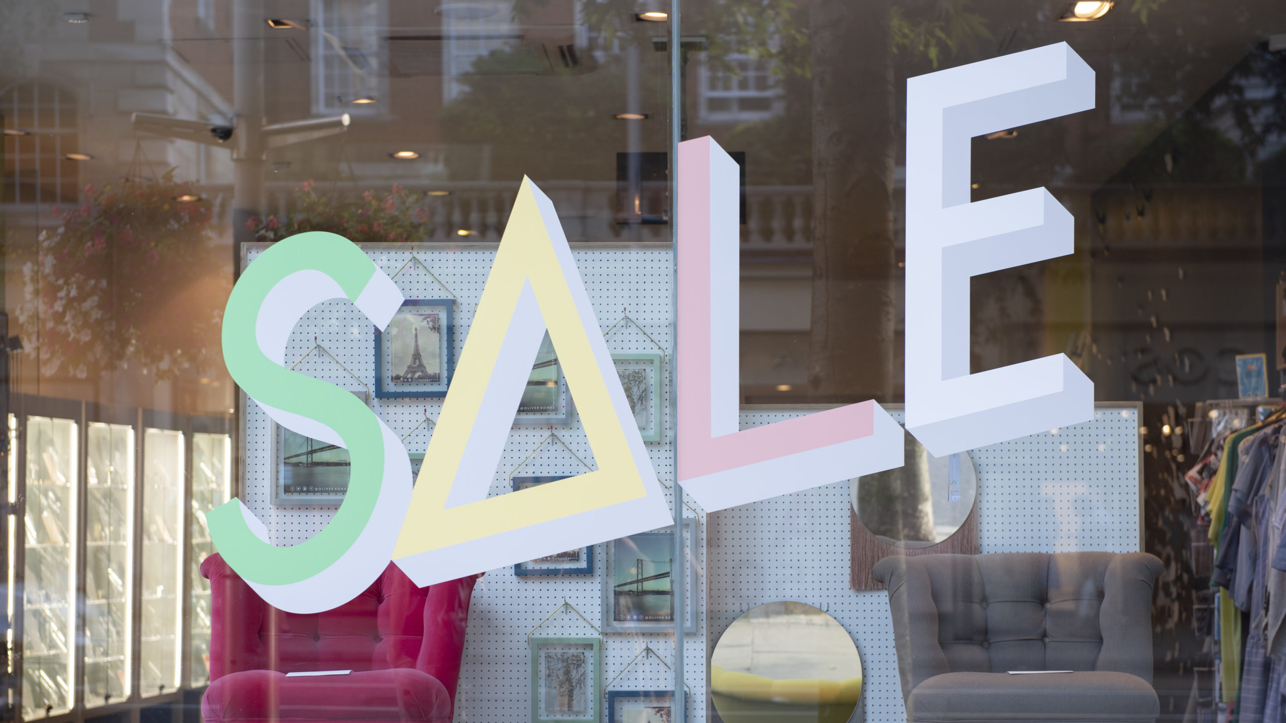 black_friday_psychological_tricks_retail