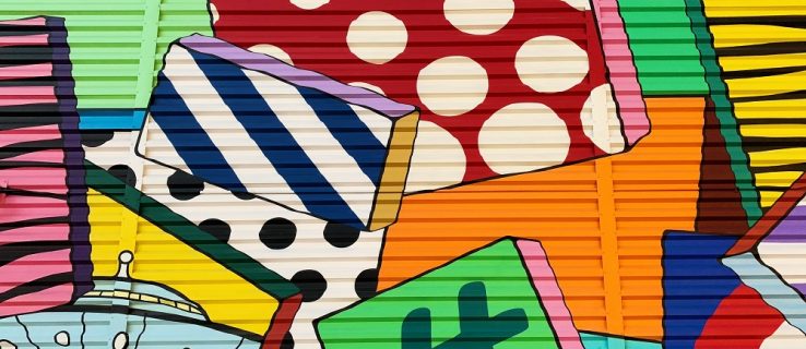 does snapchat use hashtags at all