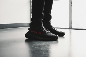 yeezy supply shipping price