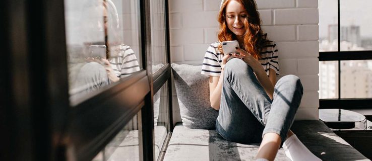 How to Change the Highlight Color in an Instagram Story