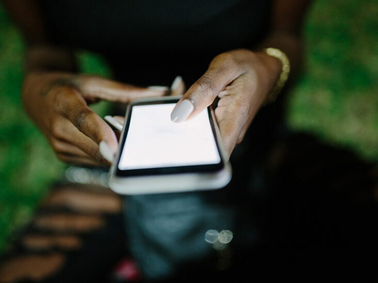 How To Login to Instagram Through Facebook