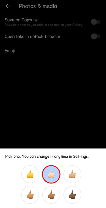 Messenger default emoji settings on Android.