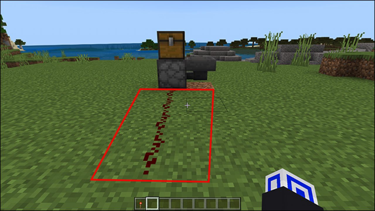 How to Make Hoppers Go Up in Minecraft