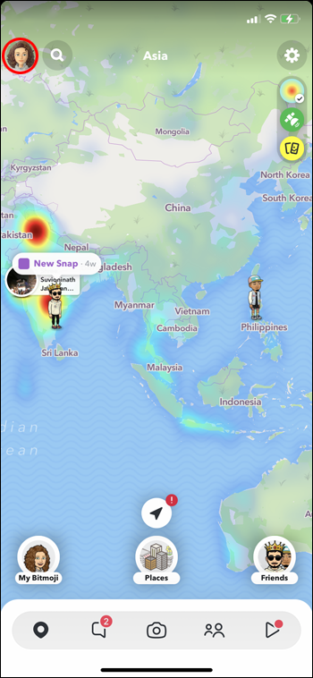 Selecting your bitmoji on Snapchat.